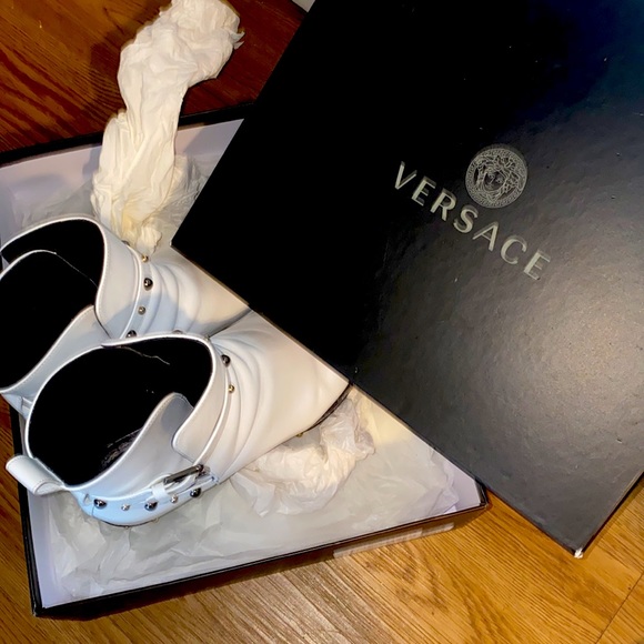 Versace White Leather Bootie with Hooks - Picture 8 of 9